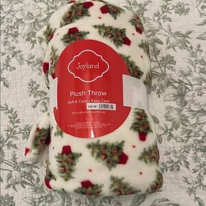 Joyland Festive Plush Throw Blanket - Cream and Red